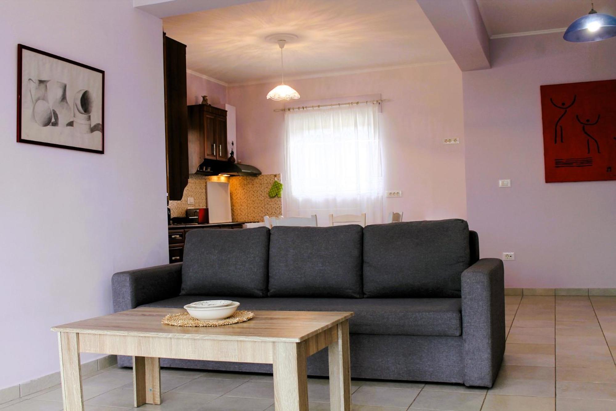 Sea Breeze Ena Apartment Korakochori Bagian luar foto