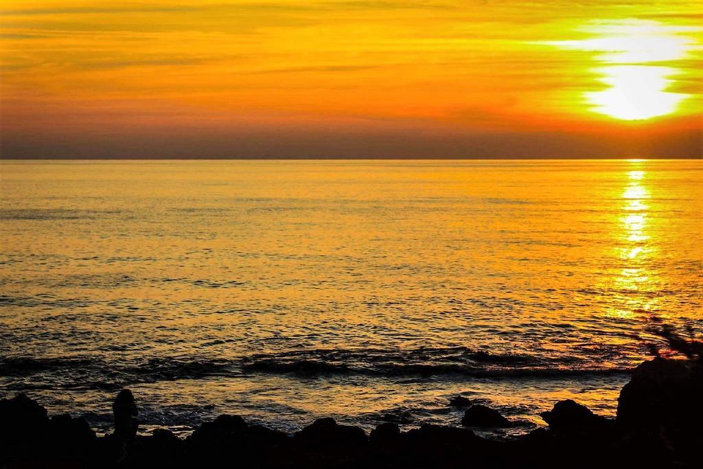 Sea Breeze Ena Apartment Korakochori Bagian luar foto