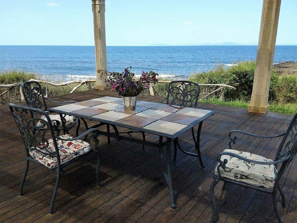 Sea Breeze Ena Apartment Korakochori Bagian luar foto